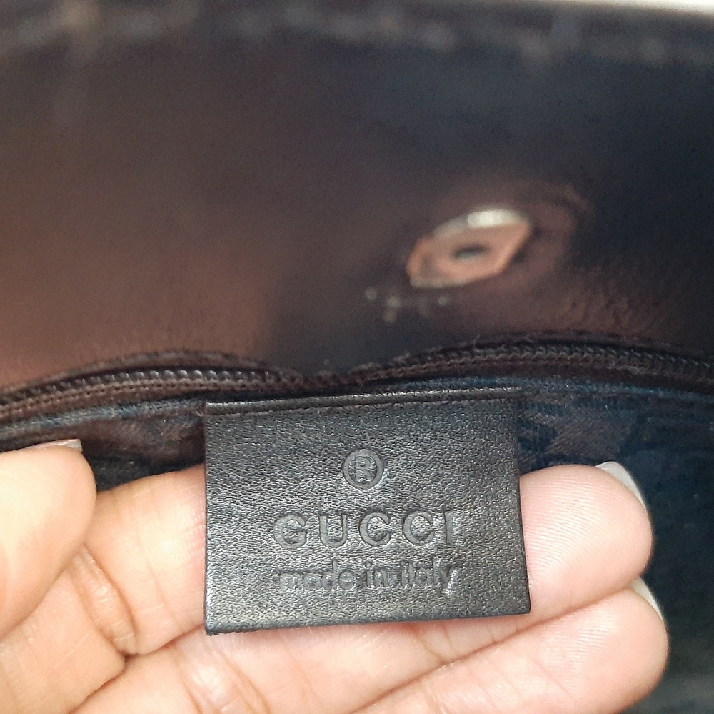 Gucci Vintage Shoulder Bag - Picture 9 of 12